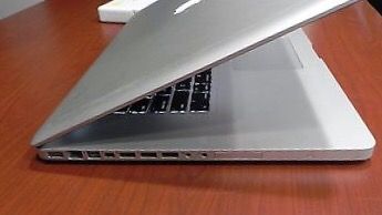 Apple MacBook Pro 15" 2.54 GhhHz Intel Core i5 4GB DDR 640 GB HDD!!?