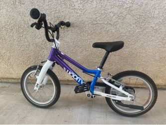 Almost New Woom GO 2 Kids Bike with Kickstand - Like New! $379