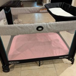 Graco Pack And Play With Hiccapop Mattress 