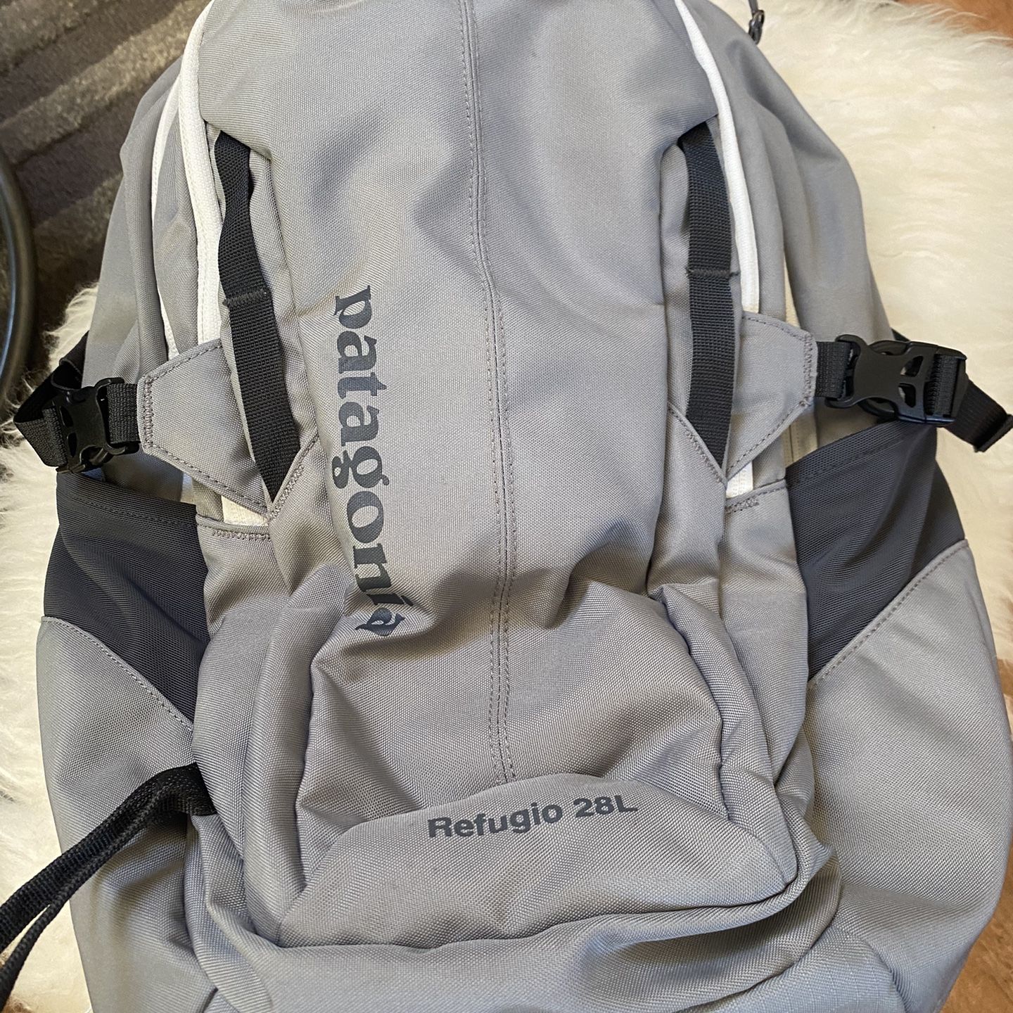 patagonia refugio backpack 28l 2017 Day Pack 26L The Refugio Daypack from Patagonia is a versatile and functional accessory for outdoor activities and everyday use Patagonia refugio 28l - Gem