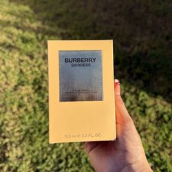 Burberry Goddess Perfume