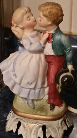 Vintage underwriters laboratories night light, lamp