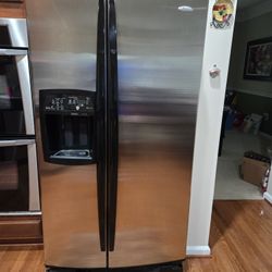 Whirlpool GS6NBEXRS02 Side-by-Side Refrigerator
