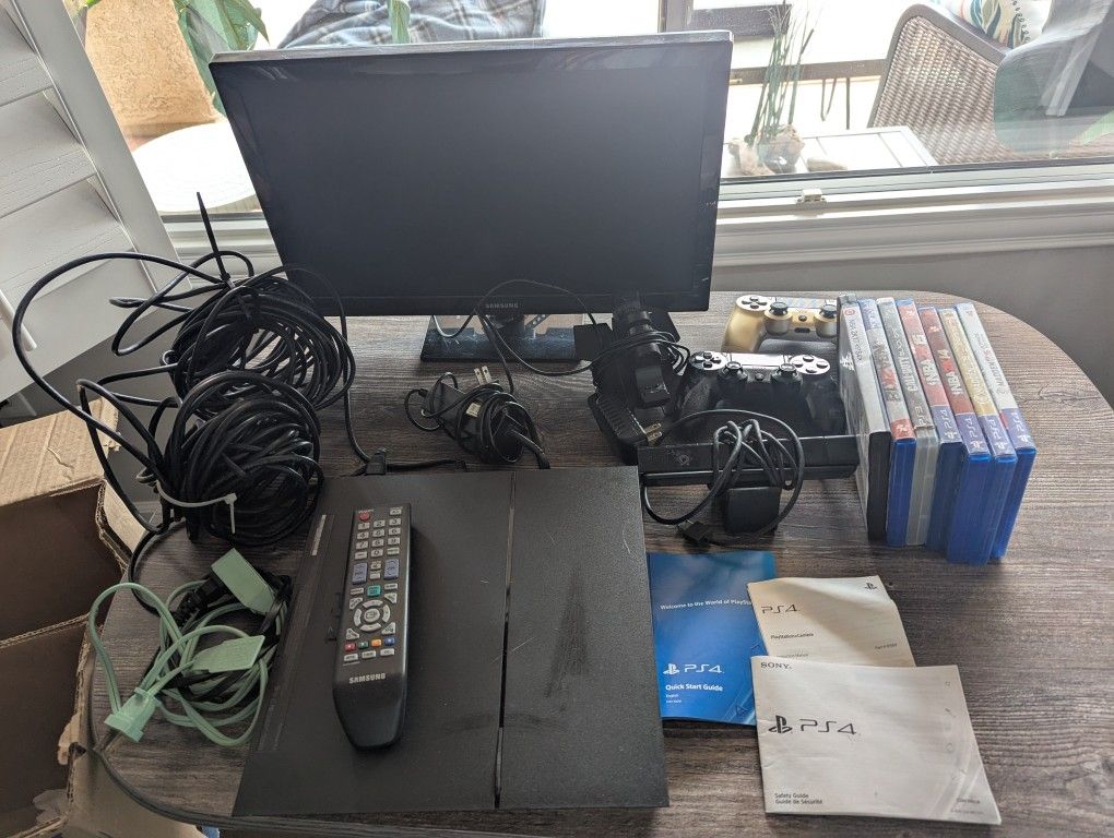 Play Station 4 With Games