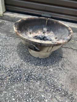 Big Green Egg Large Fire Box and Cast Iron Grate