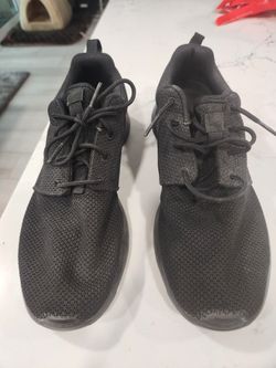 Men's Black Nike Shoes ***Updated**