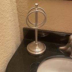 Towel Holder 