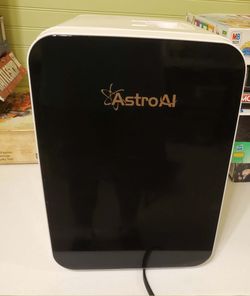 AstroAI Portable Mini Fridge / Skincare Cooler