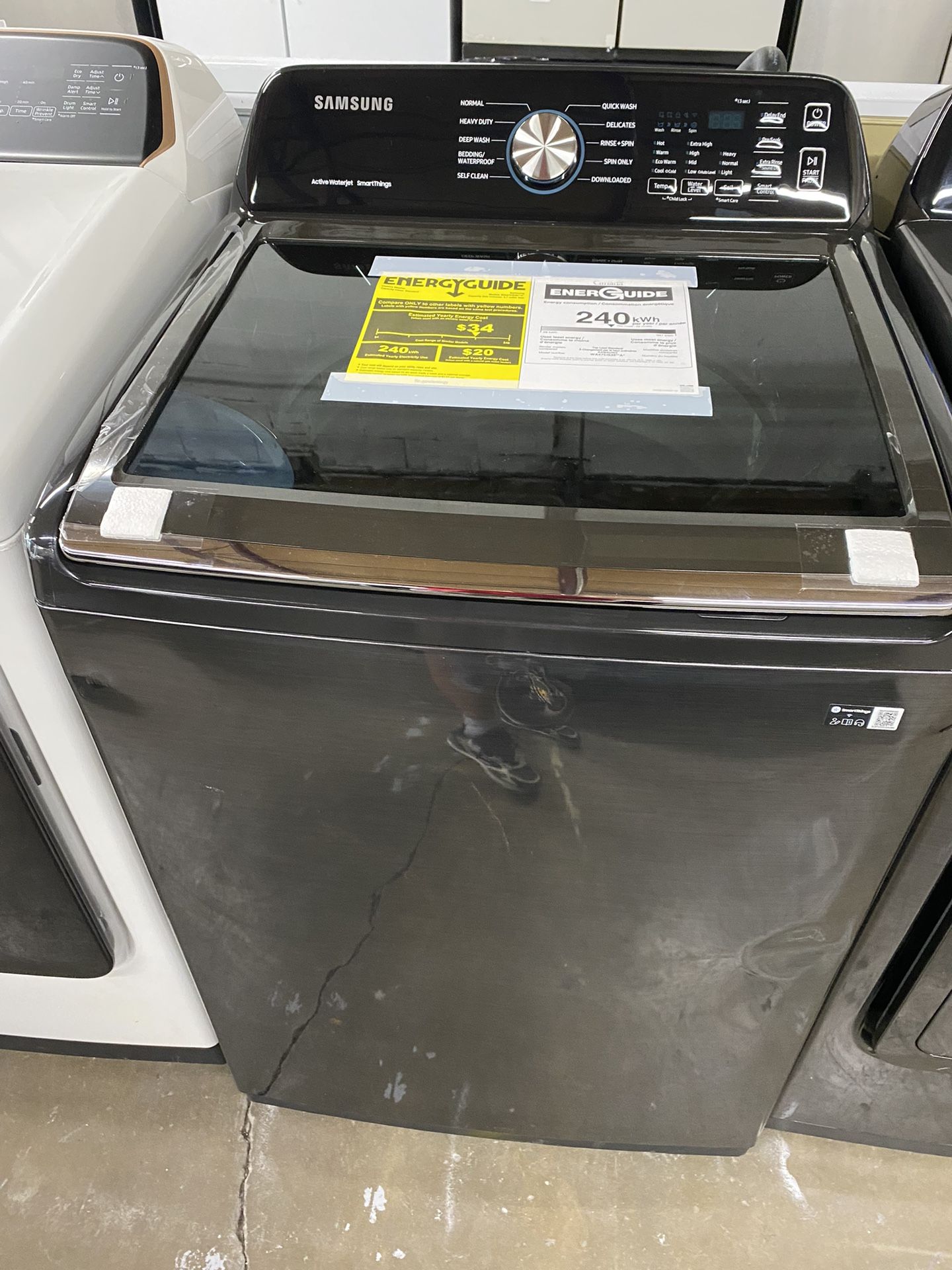 samsung washer top load scratch & dent New open box