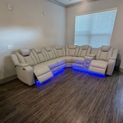 Ardent Power Recliner w Bluetooth Speakers & LED Lights