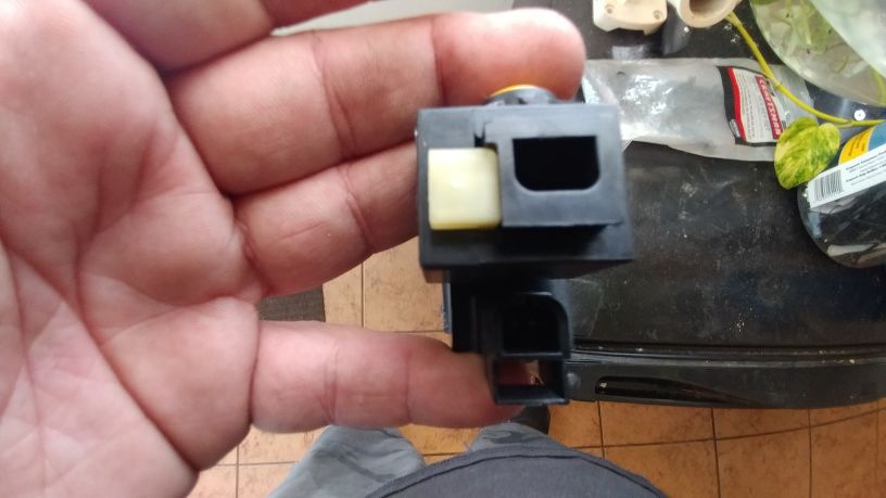 Actuator assy for This genuine part fits your 1997 Chevrolet Express 1500