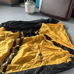 2-4 Person Tent Brand New