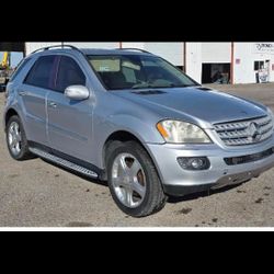 Mercedes Benz ML 320