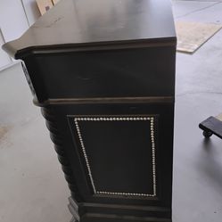 Nice cabinet for free free free