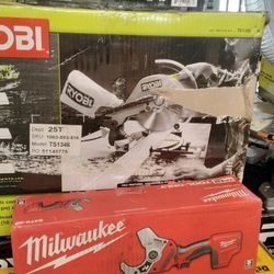 MILWAUKEE M12 PLASTIC PIPE SHEAR (TOOL ONLY)