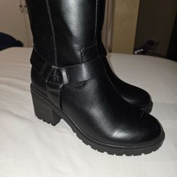 Women's Boots