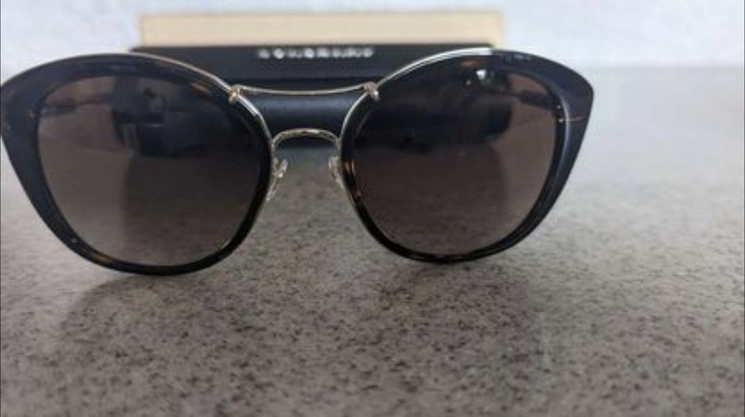 Burberry Sunglasses BE4251Q