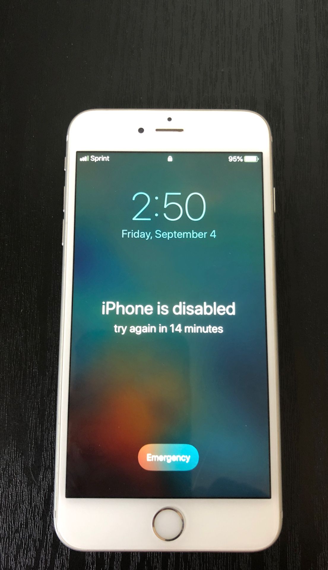 iPhone 6s Plus iCloud activation locked