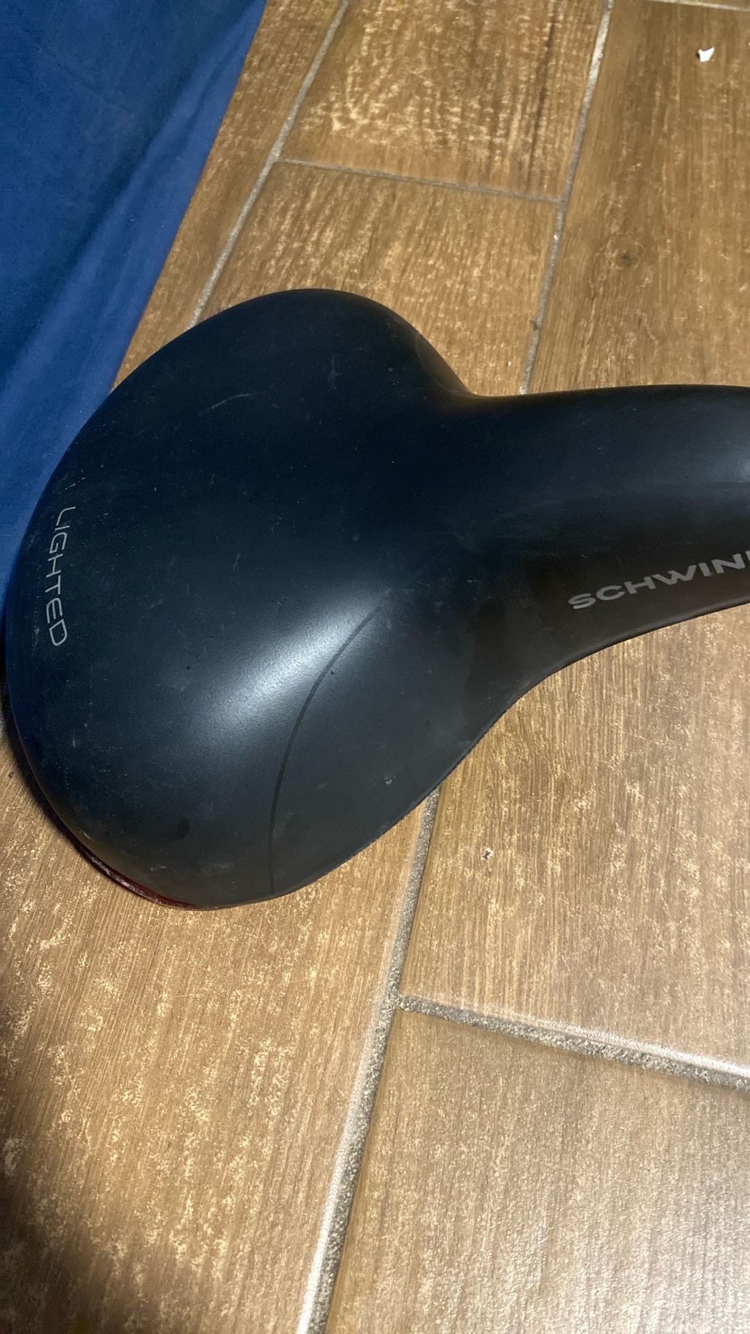 Schwinn Lighted Cruiser Bike Seat