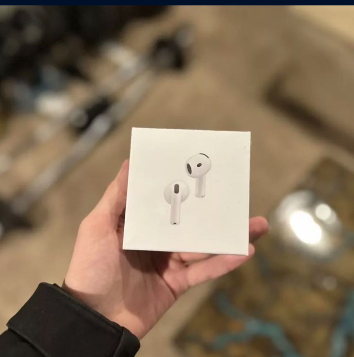 AirPods 4