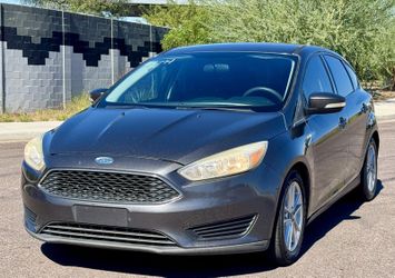 2016 Ford Focus SE 4 Door Hatchback - Live Auction Today 4:30 PM