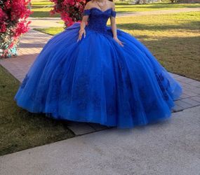 Royal Blue Quinceañera dress