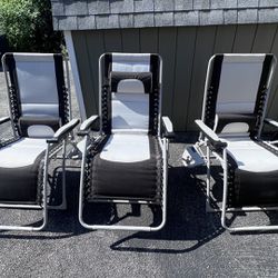 Reclining Chairs With Cup Holders 