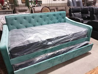 Teal Daybed With Both Mattresses