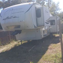 Nice 2012 RV Camper