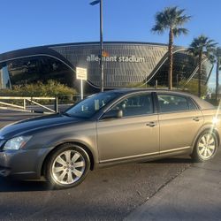 2005 Toyota Avalon 