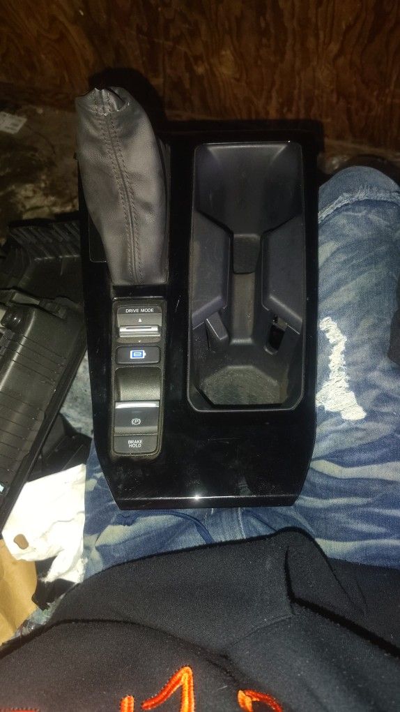 23-24 HONDA ACCORD EX-L TOURING CENTER CONSOLE SHIFTER TRIM W/ SWITCHES OEM