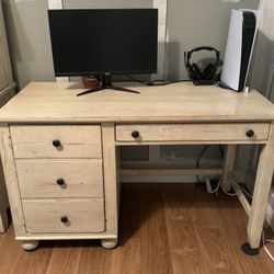Solid Wood Desk- Excellent Condition!!! 
