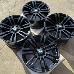 20” BMW X5 OEM Factory Wheels Gloss Black Staggered X6 Rims 