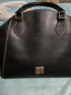Dooney & Bourke Bag
