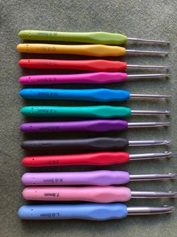 12 crochet hooks