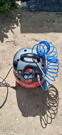 Husky Portable Air Compressor with Hose