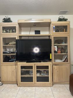 TV Stand / Media Console with Storage – Good Condition