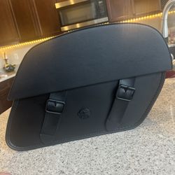 28L - Baelor Medium Quick Mount Motorcycle Saddlebags For Harley Sportster 883 Custom XL883C/XLH883C
