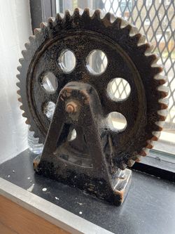 Glass Gear Decor