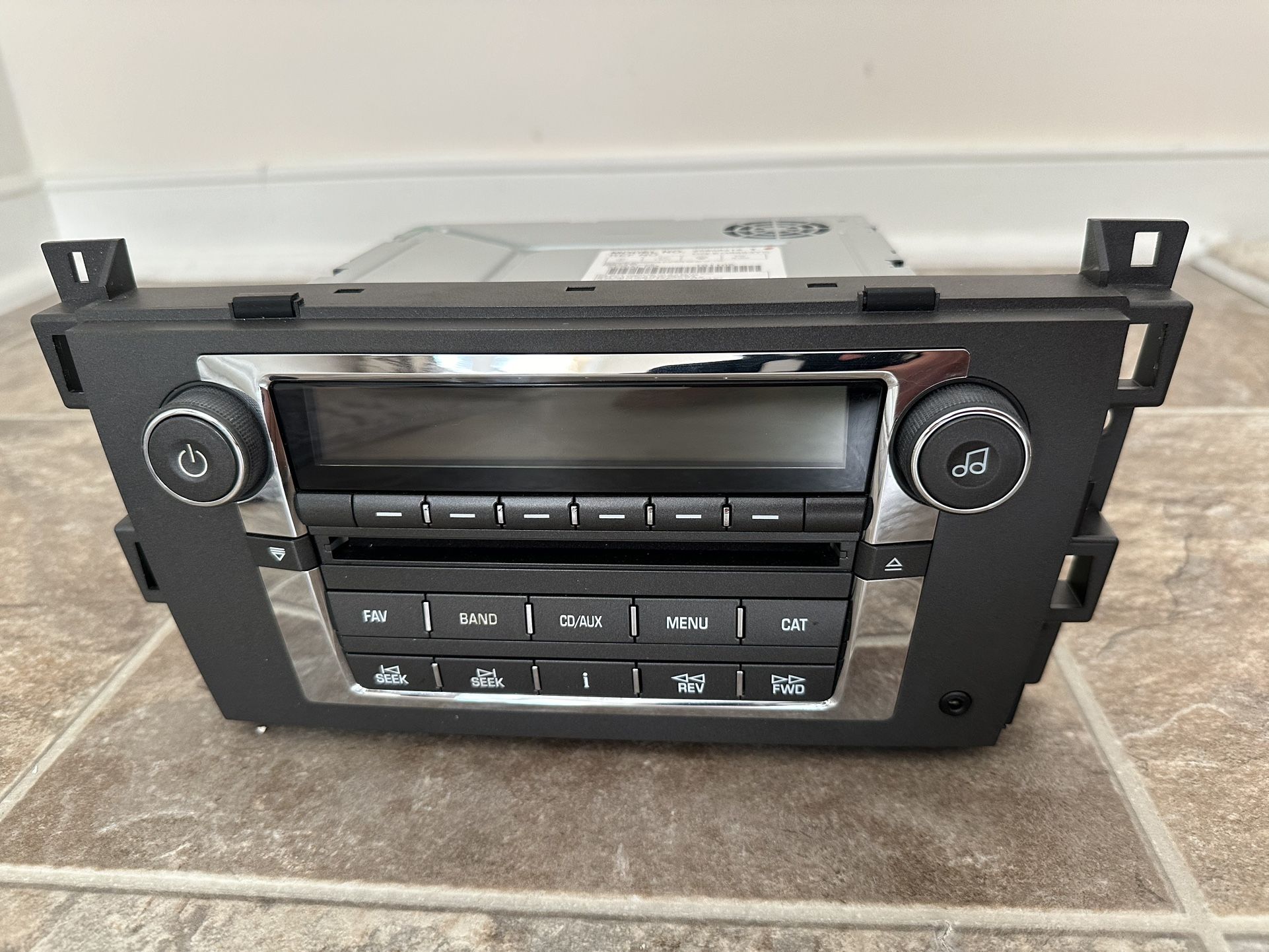 OEM Cadillac SRX 2007-2009 AM FM 6 Disc CD Player Radio with Aux Input