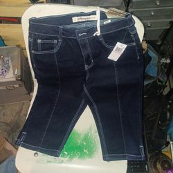 Women's Capri Shorts size 13/14 New