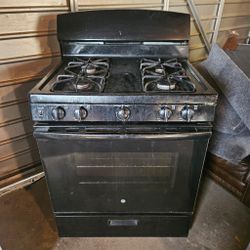 GE Gas Stove / Range