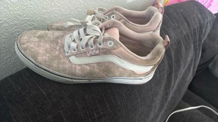 Women’s shoes