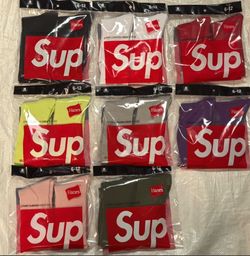 Supreme socks