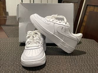 Kids Nike force 1 , (PS) size 12C  / white . Brand new