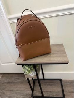 Pretty item ! Brand New with tag