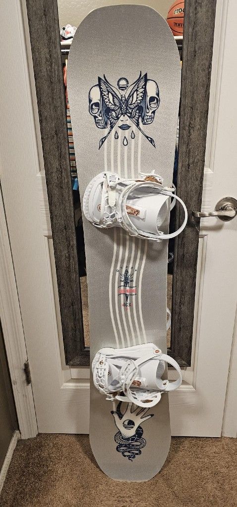 Gypsy Snowboard Size 143 W Bag Binding And Shoes