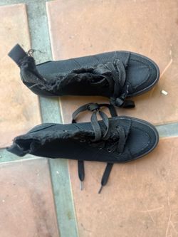 Obtaom Black Frayed-Edge High-Top Canvas Sneakers size 5