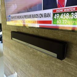 Sonos Playbar and Wall Mount
