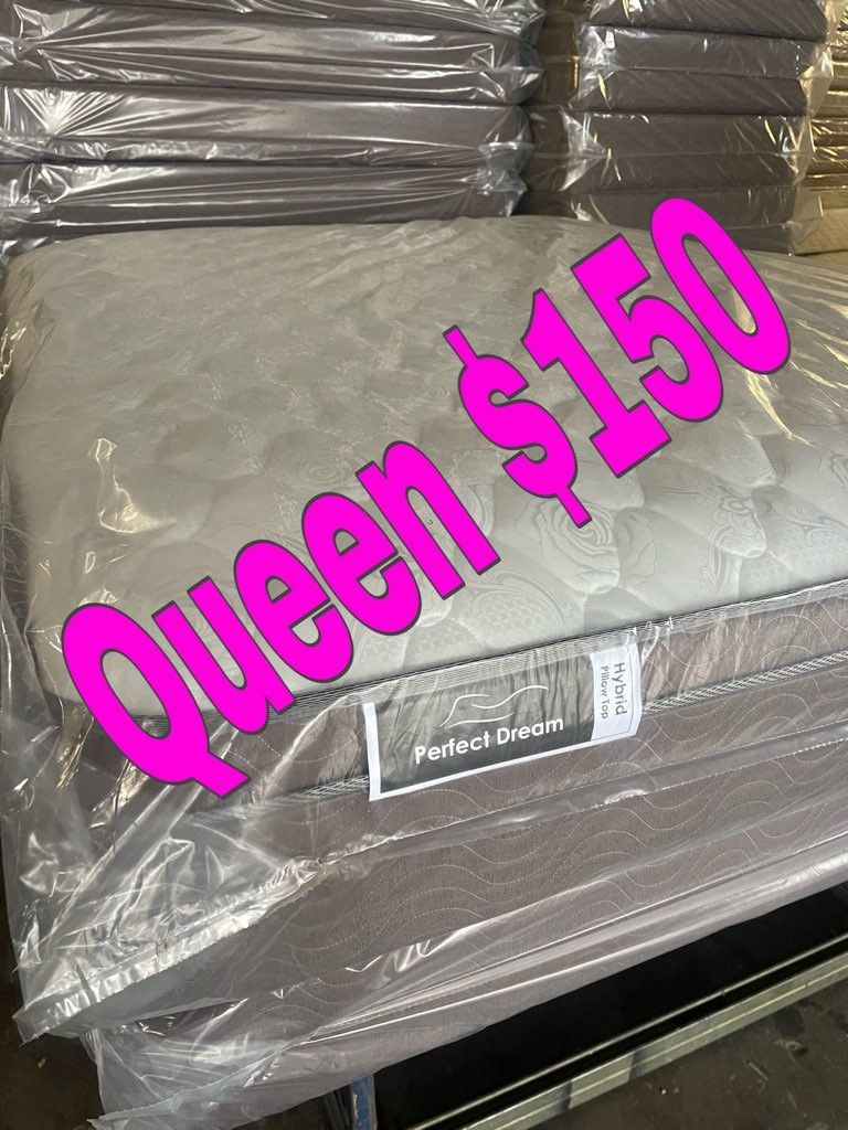 New Queen Plush Pillow Top/Colchones 